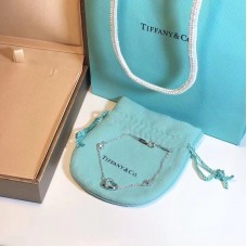 Bracciale in argento da donna a cuore aperto con diamanti By The Yard Tiffany Elsa Peretti Bracciale in argento da donna a cuore aperto con diamanti By The Yard Tiffany Elsa Peretti