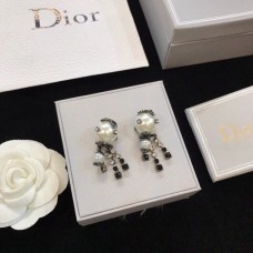 Christian Dior Tribales Diamanti Pendenti con nappe Orecchini pendenti in argento antico Gioielli con perle bianche