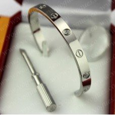 Bracciale Love semiaperto Cartier in oro bianco 4 diamanti