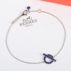 Bracciale Hermes Finesse con pietre preziose di spinello blu in oro bianco Bracciale Hermes Finesse con pietre preziose di spinello blu in oro bianco