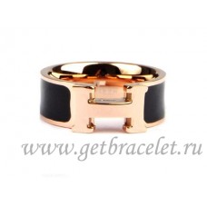 Anello Hermes Clic H smaltato in oro rosa 18kt con nero Anello Hermes Clic H smaltato in oro rosa 18kt con nero