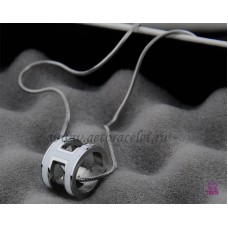 Hermes 3D Pop “H” logo Collana Snake Bone White in oro bianco Hermes 3D Pop “H” logo Collana Snake Bone White in oro bianco