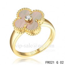 Anello Van Cleef Alhambra in oro giallo con madreperla grigia Anello Van Cleef Alhambra in oro giallo con madreperla grigia