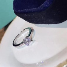 Anello Tiffany Harmony, anello di fidanzamento rotondo in cristallo con donne che si incontrano