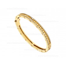 Bracciale Bvlgari B.zero1 Rock in oro giallo 18kt con spirale tempestata e pavé di diamanti sui bordi Bracciale Bvlgari B.zero1 Rock in oro giallo 18kt con spirale tempestata e pavé di diamanti sui bordi