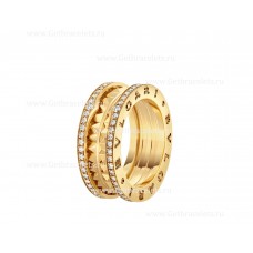 Anello Bvlgari B.zero1 Rock a 2 fasce in oro giallo 18kt con spirale tempestata e pavé di diamanti sui bordi Anello Bvlgari B.zero1 Rock a 2 fasce in oro giallo 18kt con spirale tempestata e pavé di diamanti sui bordi