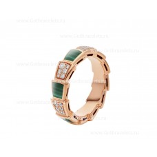 Anello Bvlgari Serpenti Viper medio in oro rosa 18 carati con elementi in malachite e pavé di diamanti