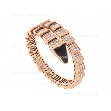 Bracciale Bvlgari Serpenti Viper a una spirale in oro rosa 18 carati con pavé di diamanti e un elemento di onice sulla testa