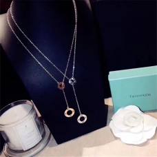 Collana con pendente a cerchio Tiffany Atlas Lariat da donna