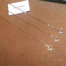 Tiffany Elsa Peretti Collana con ciondolo a cuore aperto tempestato di cristalli Gioielli da donna