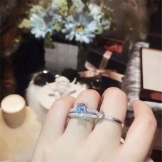 Vendita di anelli doppi stretti Tiffany con cristalli pavé