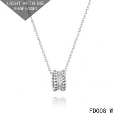 Ciondolo Van Cleef Arpels Perlee in oro bianco con diamanti 3 file