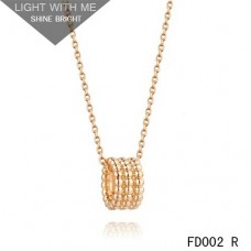 Van Cleef Arpels Ciondolo Perlee in oro rosa 3 file Van Cleef Arpels Ciondolo Perlee in oro rosa 3 file