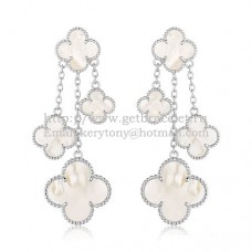 Orecchini Van Cleef Arpels Magic Alhambra a 4 motivi in oro bianco con madreperla bianca Orecchini Van Cleef Arpels Magic Alhambra a 4 motivi in oro bianco con madreperla bianca