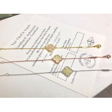 Bracciale Van Cleef Arpels Alhambra Oro giallo Madreperla Bracciale Van Cleef Arpels Alhambra Oro giallo Madreperla