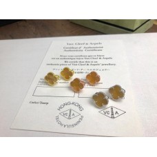 Orecchino Van Cleef Arpels Alhambra Oro giallo Madreperla Orecchino Van Cleef Arpels Alhambra Oro giallo Madreperla