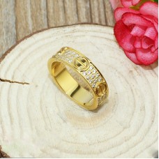 Anello Love Cartier in oro giallo 18 carati con pavé di diamanti Anello Love Cartier in oro giallo 18 carati con pavé di diamanti